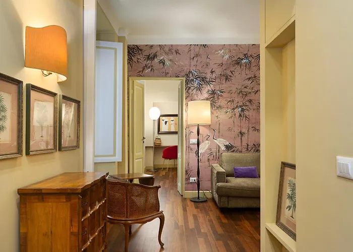 Apartment Elegant Historic On A Tree-lined Avenue Near Cadorna Station And Last Supper